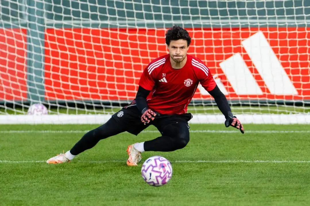 曼联此刻最, 英媒建议B 曼联此刻最, 英媒建议B