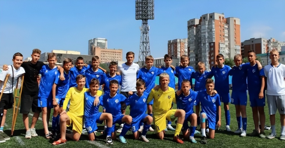 均出自里昂 均出自里昂