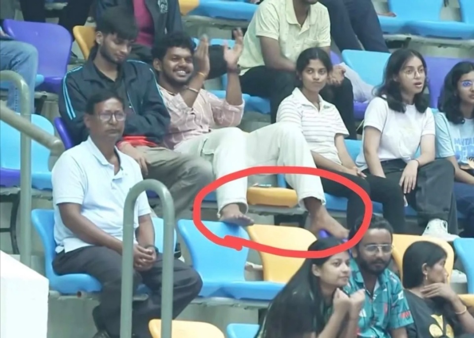 在周边人看, 动也不好, 设备